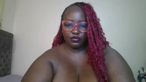 chubby_belle online show from May 7, 5:07 pm