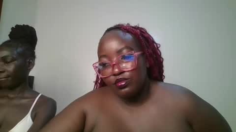 chubby_belle online show from May 13, 5:54 pm