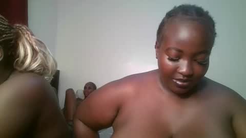 chubby_belle online show from May 27, 1:57 am