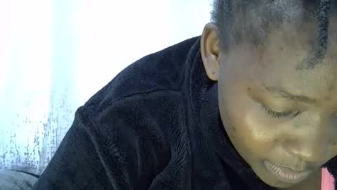 DivaDee online show from April 18, 9:46 am