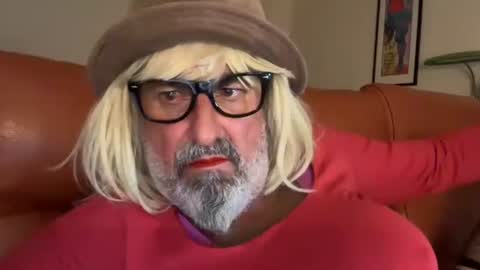 Snapshot of chubbybiboy77 chatting on October 18, 4:52 pm chubbybiboy77 online show from October 18, 4:52 pm