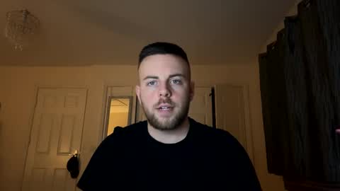 Snapshot of chubbybrit55 chatting on December 20, 6:02 pm chubbybrit55 online show from December 20, 6:02 pm