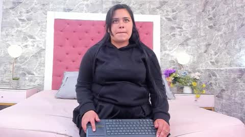 Snapshot of chubbybunny___ chatting on January 15, 11:48 am chubbybunny___ online show from January 15, 11:48 am