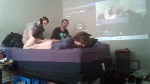 Snapshot of chubct chatting on February 5, 2:43 pm CTCollegeChub online show from February 5, 2:43 pm