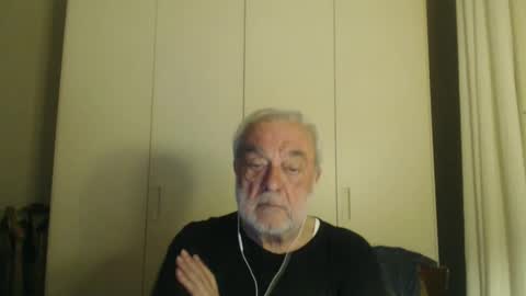 Snapshot of ciaoamoremio4 chatting on March 6, 2:41 am ciaoamoremio4 online show from March 6, 2:41 am