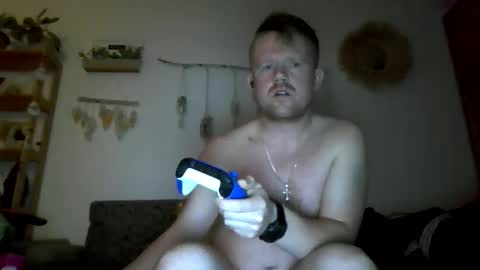 Snapshot of ciasnsyrize1996 chatting on September 14, 9:14 pm ciasnsyrize1996 online show from September 14, 9:14 pm