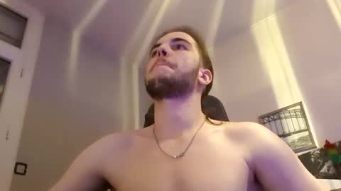 Owwwwwww where am i online show from January 15, 5:08 am