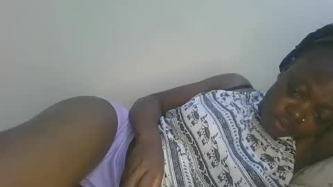 cilia petite online show from February 18, 11:33 pm