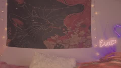 Snapshot of cinderella_lewis chatting on March 1, 3:58 pm Sofi Eva and Mey online show from March 1, 3:58 pm