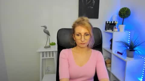 Cinderella online show from February 17, 6:32 am