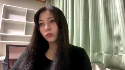 Lin online show from May 21, 10:17 pm