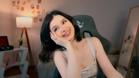 Snapshot of cindyclub_ chatting on May 15, 3:13 am Rebbeka online show from May 15, 3:13 am