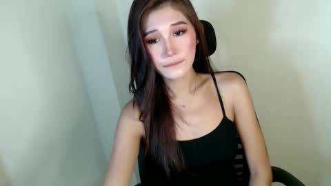 Snapshot of cindyliciouss chatting on October 10, 5:39 am cindyliciouss online show from October 10, 5:39 am