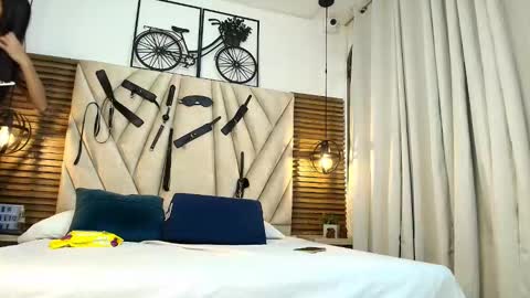 cinthiabaker online show from November 24, 11:54 am