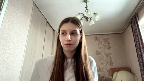 Snapshot of cinthiaprysock chatting on March 16, 9:57 am Aurora online show from March 16, 9:57 am