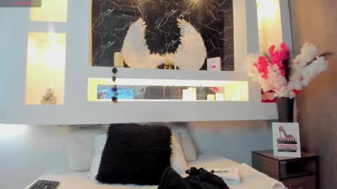 Snapshot of cinthya_mjs chatting on October 1, 12:00 pm Cinthya online show from October 1, 12:00 pm