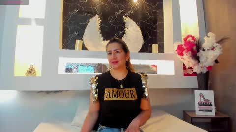 Snapshot of cinthya_mjs chatting on October 18, 12:17 pm Cinthya online show from October 18, 12:17 pm