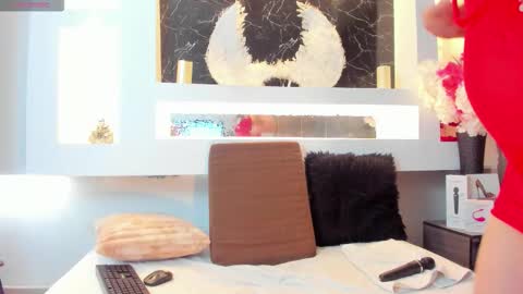 Snapshot of cinthya_mjs chatting on November 20, 12:27 pm Cinthya online show from November 20, 12:27 pm