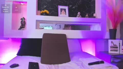 Snapshot of cinthya_mjs chatting on March 2, 12:34 pm Cinthya online show from March 2, 12:34 pm