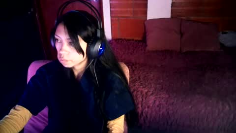 Snapshot of cintya_torres_1 chatting on July 28, 2:40 am cintya torres online show from July 28, 2:40 am