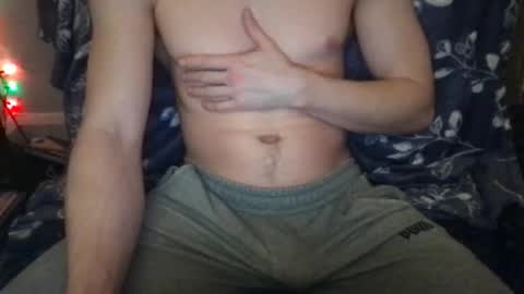 Snapshot of circumsizedbandit chatting on January 11, 5:01 am circumsizedbandit online show from January 11, 5:01 am