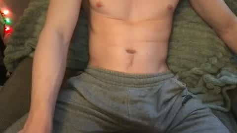 Snapshot of circumsizedbandit chatting on February 17, 12:51 am circumsizedbandit online show from February 17, 12:51 am