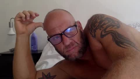 . online show from January 6, 10:12 pm