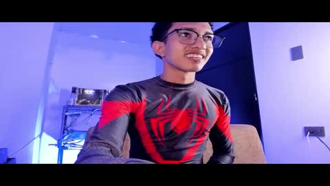 cj_davis1 online show from October 31, 3:18 am