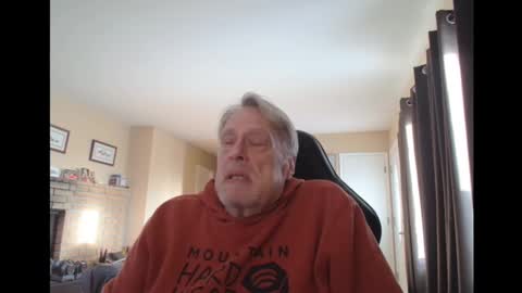 Snapshot of cjscout chatting on February 2, 11:00 pm cjscout online show from February 2, 11:00 pm