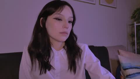 Snapshot of claire_bennett chatting on April 11, 1:10 am Claire Bennett online show from April 11, 1:10 am