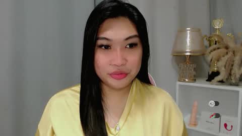 CLAIRE online show from May 2, 3:11 am