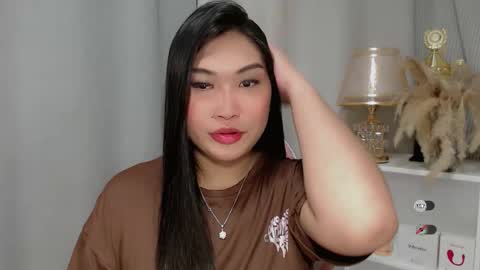 CLAIRE online show from May 11, 3:45 am