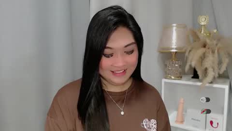 CLAIRE online show from May 12, 3:25 am