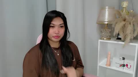 CLAIRE online show from May 15, 5:03 am