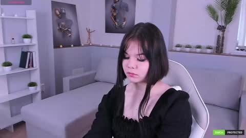 Snapshot of clairefaers chatting on February 2, 9:30 am Claire Faers online show from February 2, 9:30 am