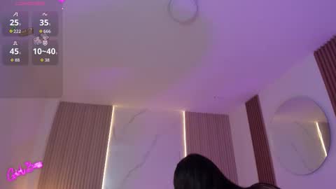 Snapshot of clairemillerx chatting on March 19, 8:24 pm clairemillerx online show from March 19, 8:24 pm