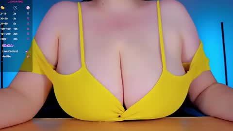 Clara  online show from July 9, 9:30 pm