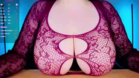 Clara  online show from July 16, 7:20 pm