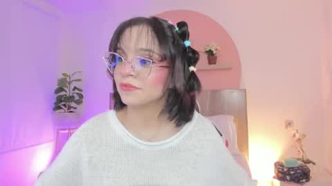 C L A R A online show from April 15, 3:24 am