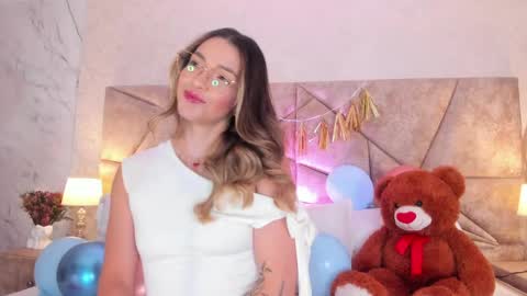 Clara del mar online show from June 9, 10:16 am