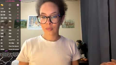 Selena online show from March 5, 1:07 pm