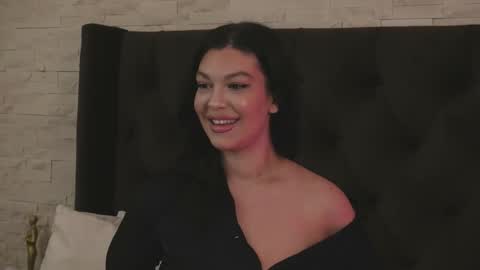 Clara online show from October 15, 6:41 pm