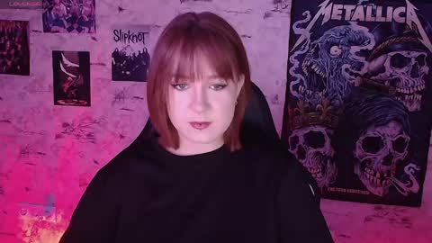 Snapshot of clarissa_milk chatting on May 6, 1:36 am Clarissa online show from May 6, 1:36 am