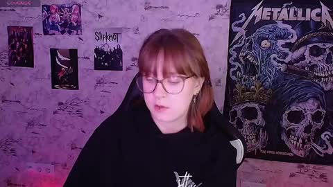 Snapshot of clarissa_milk chatting on May 11, 4:04 pm Clarissa online show from May 11, 4:04 pm