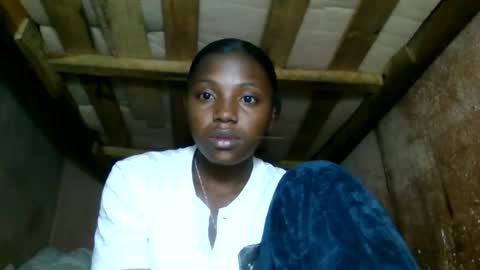 Snapshot of clarisse98 chatting on June 7, 7:34 am clarisse98 online show from June 7, 7:34 am
