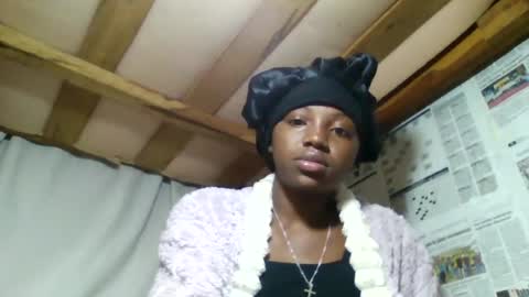 Snapshot of clarisse98 chatting on June 30, 2:01 am clarisse98 online show from June 30, 2:01 am