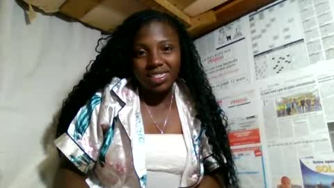Snapshot of clarisse98 chatting on July 5, 4:36 pm clarisse98 online show from July 5, 4:36 pm