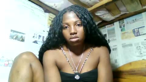 Snapshot of clarisse98 chatting on July 28, 6:42 am clarisse98 online show from July 28, 6:42 am