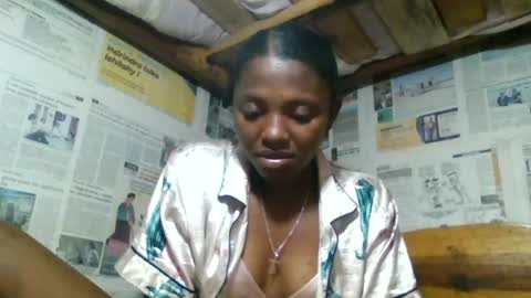 Snapshot of clarisse98 chatting on August 1, 6:51 pm clarisse98 online show from August 1, 6:51 pm