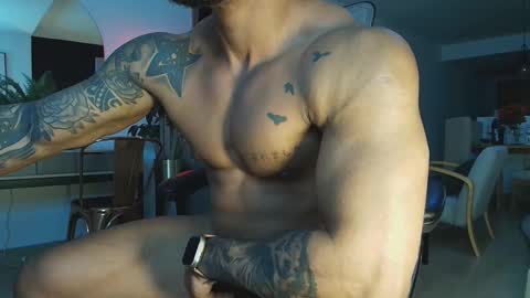 clark_strong online show from November 17, 8:25 pm